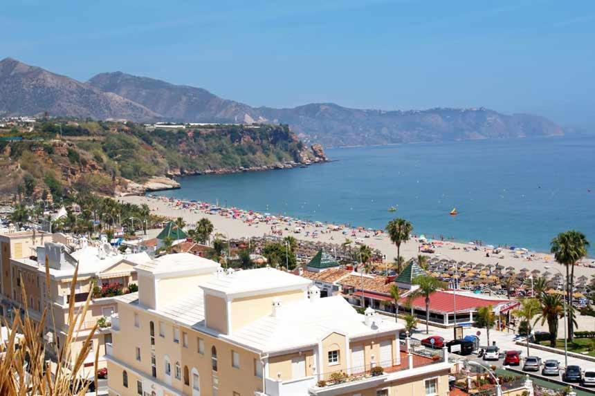 Apartmán Bonito Piso A 300M De La Playa Nerja Exteriér fotografie